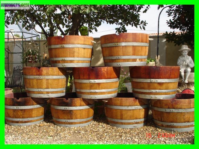 Jardiniere, tonneau