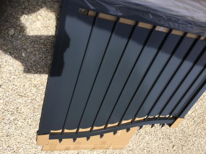 Portail neuf 300/180