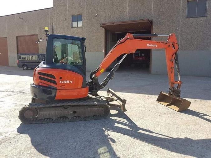 Mini pelle KUBOTA U55-4