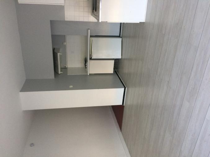 T1 St Michel lumineux avec balcon