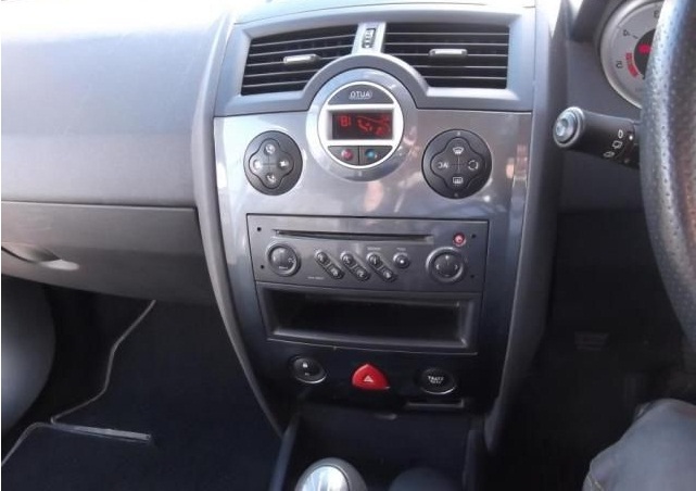 RENAULT MEGANE 2 CC 1.9 DCI