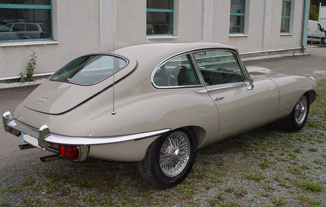Jaguar E-Type S2 Coupe