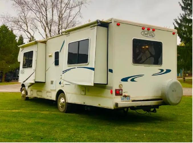 CAMPING CAR FORD American