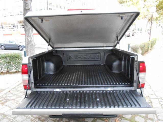 Nissan Pick Up (2) 2.5 tdi 4x4 double cabine 4p