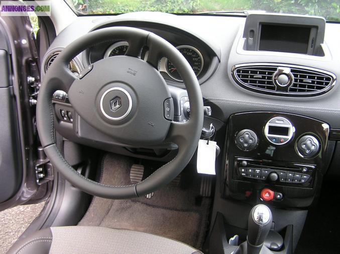 CLIO III 2012 NEUVE-35% du neuf