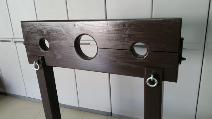 CARCAN SUR PIED SM BDSM