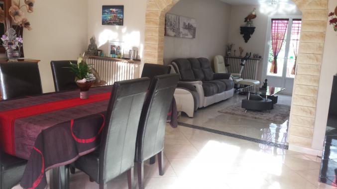 Maison Marines (95640)