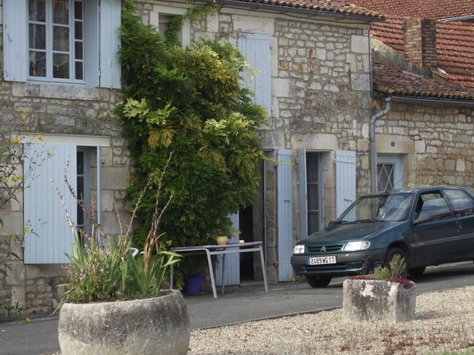  MAISON LIBRE A LA LOCATION