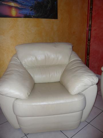 Canapé et son fauteuil cuir