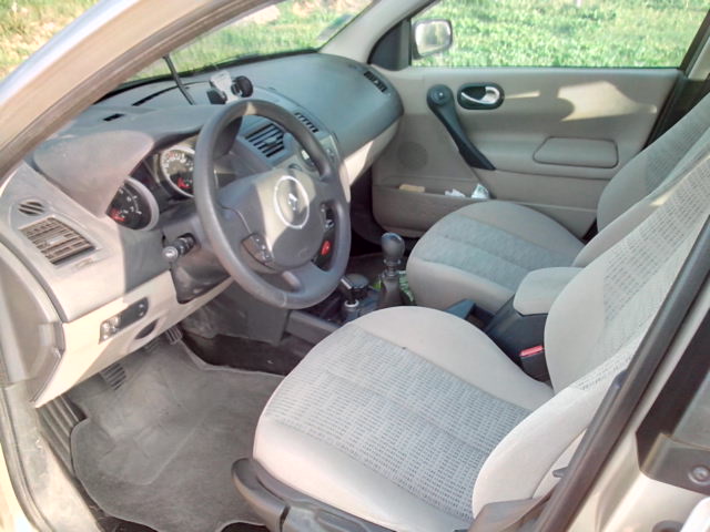 RENAULT MEGANE II DCI 1.9 130 ch CARMINAT 5P 102 000 kms