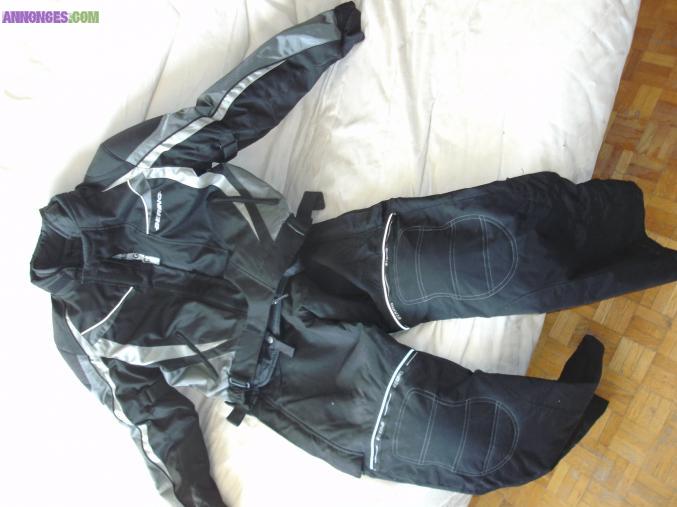 BLOUSON  ET PANTALON MOTARD