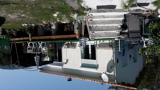 PETITE MAISON AVEC TERRAIN