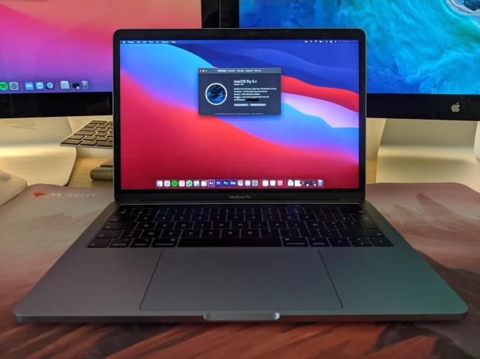 Apple MacBook Pro 13" (Intel i5, 256GB SSD, 8GB RAM)