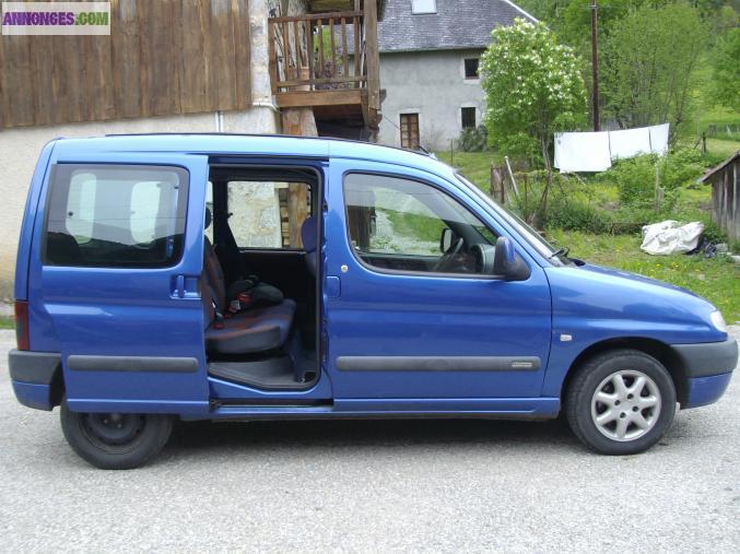 Berlingo 1.8 Multispace Bleu Année 1999 (7CV)