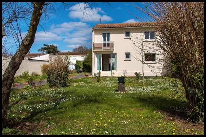 Maison 5 chambres de 107 m2, sur terrain 755 m2