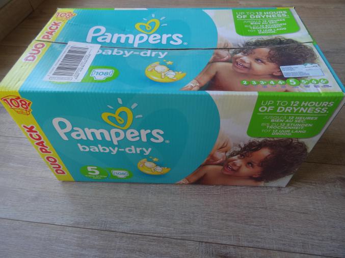 Pack 108 couches Pampers baby-dry taille 5