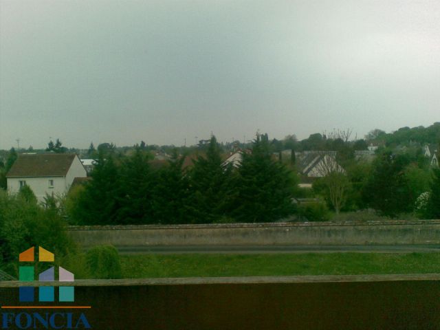 A VENDRE T5 FLEURY LES AUBRAIS