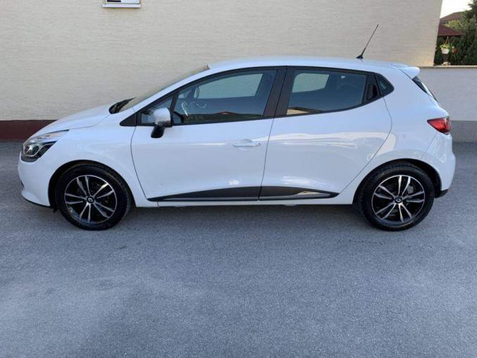 Renault Clio d'année : 2013 avec 99.000km
