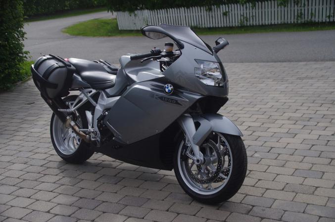 BMW K1200S très belle à saisir