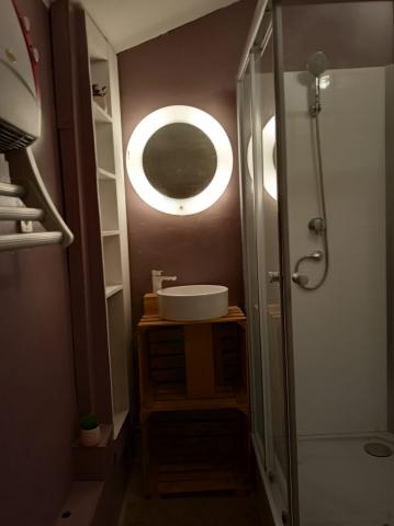 Studette au cœur de Marseille