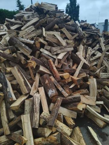 Bois de chauffage disponible 