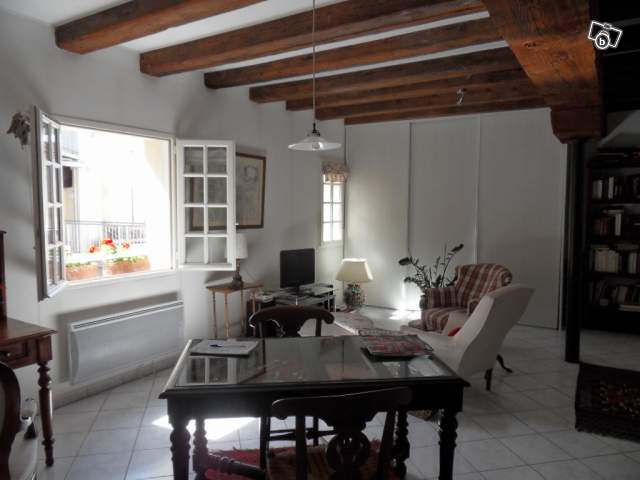 APPARTEMENT CHARMANT SUR COGNAC 