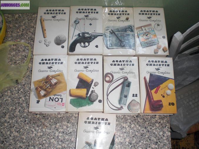 13 livres d'AGATHA CHRISTIE