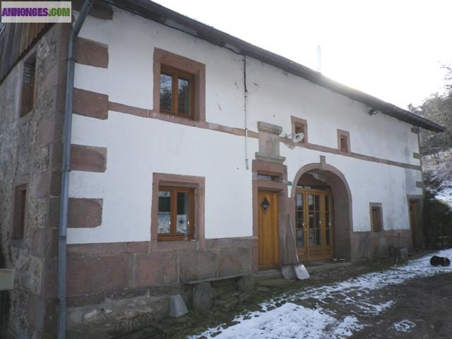 Hautes Vosges Typique Ferme 1829 isolée sur 70 ares