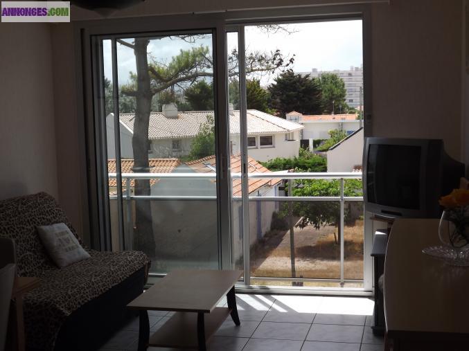 Location saisonnière t2 300m plage
