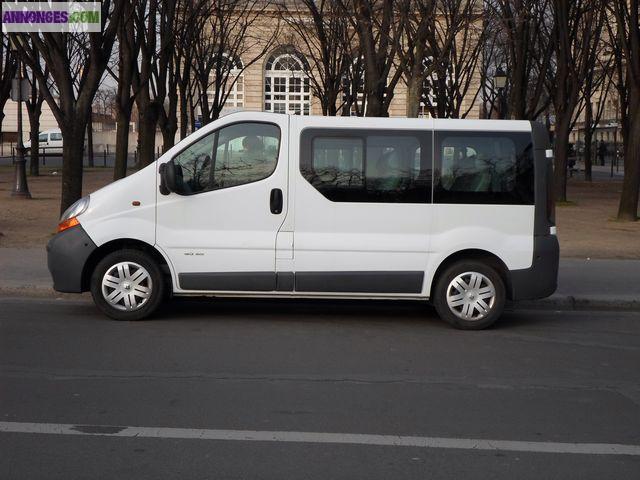 Renault Trafic ii passenger dci 82 expression 9pl
