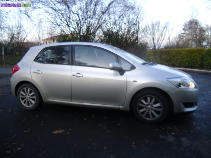Vends toyota auris