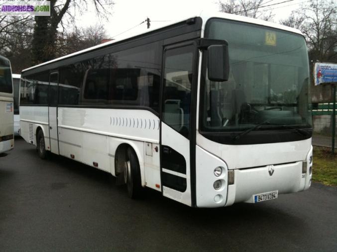 AUTOCAR AUTOBUS RENAULT ARES