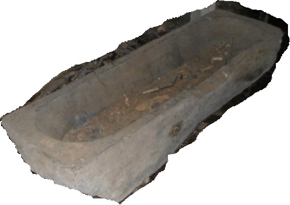 Ancien abreuvoir en pierre