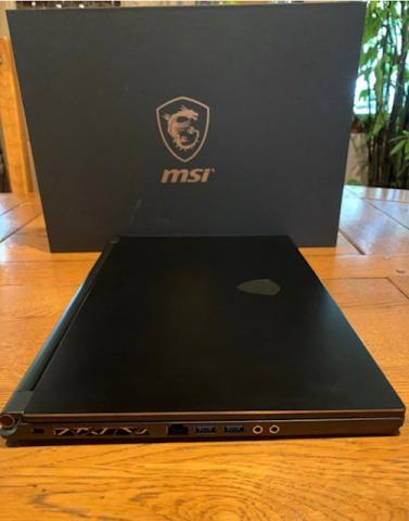 MSI GS65 Stealth Thin 9SD-640FR