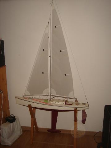 Donne maquette telecommandé