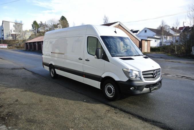 Mercedes SPRINTER Fourgon 316 CDI 37S 3T2 130 chevaux blanc, 7 cv, 4 portes
