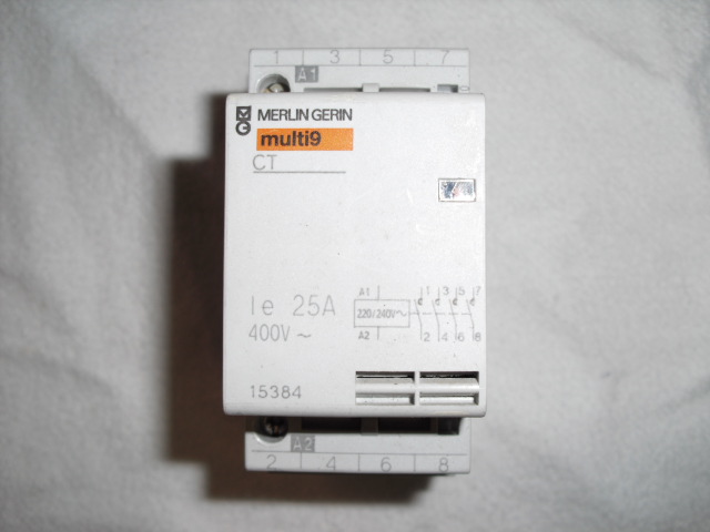 Contacteur 4 x 25 Amp