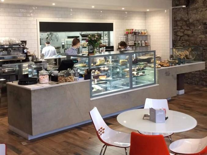 Fabricant de vitrine pour métier de bouche