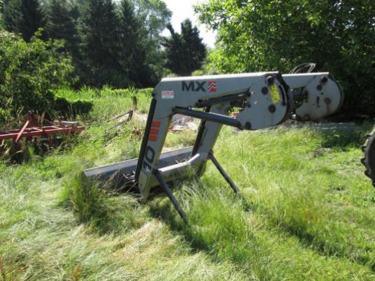 Tracteur agricol Massey Ferguson