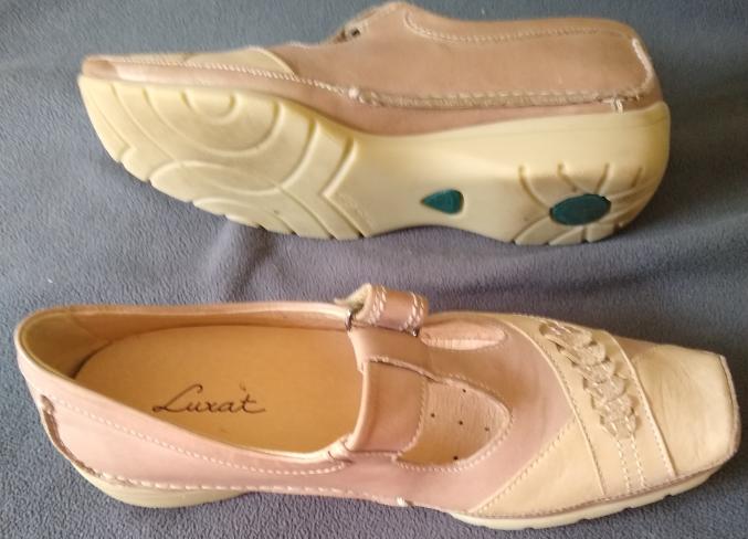 Chaussures de confort LUXAT neuf