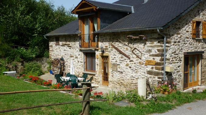 GITE MAISON CAMPAGNE NATURE a 5 mm Lac villefranch