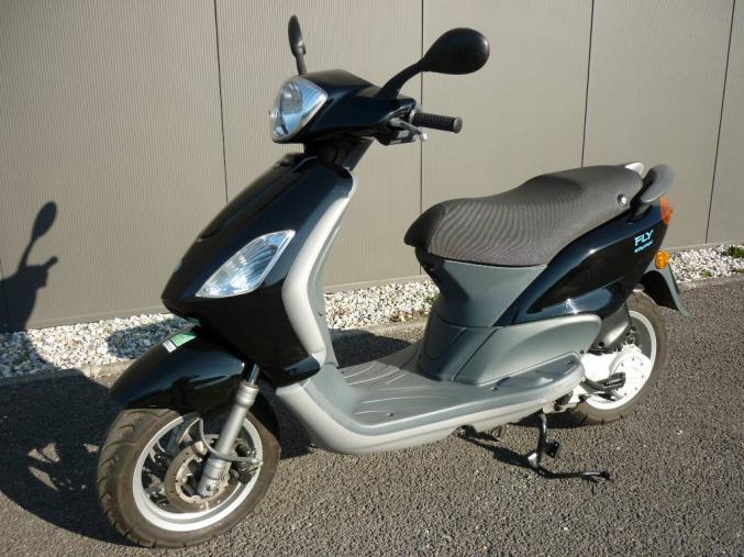 Scooter Piaggio Fly