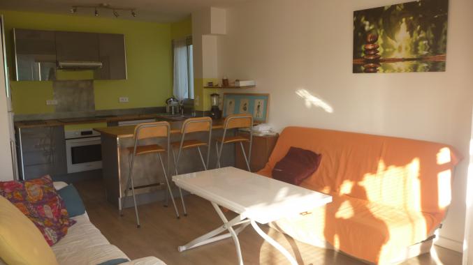 Rez de Jardin Six Fours 4/5 personnes proche mer 