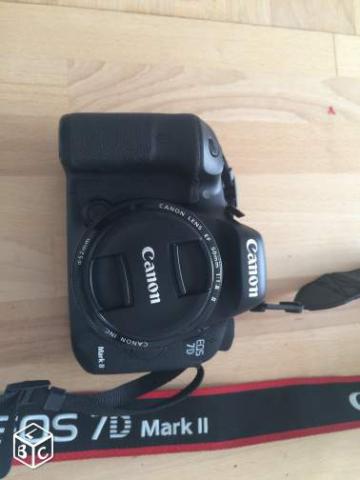 Canon eos 7D marck II + 50mm + trepieds manfrotto