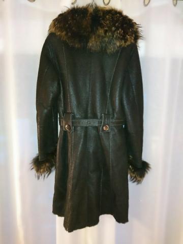 Manteau femme, cuir noir et fourrure