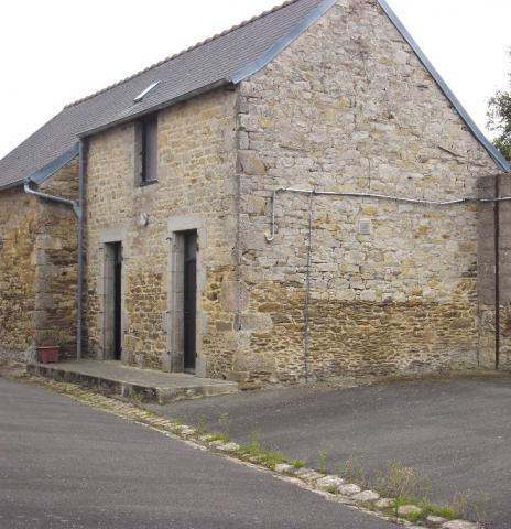 Maison au coeur d'un village