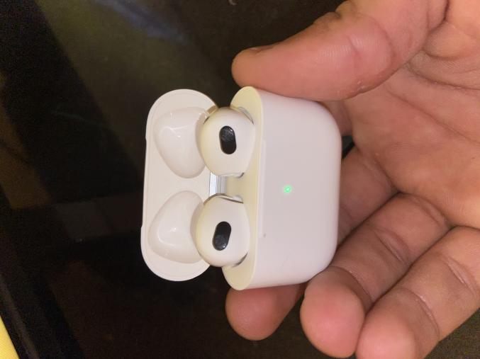 AirPods 3