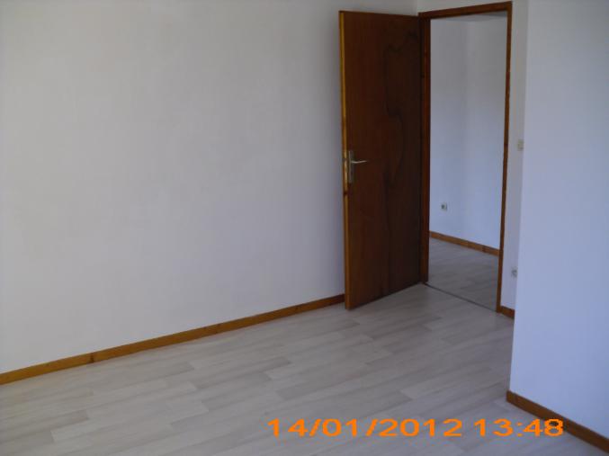 Appartement f1 spacieux libre