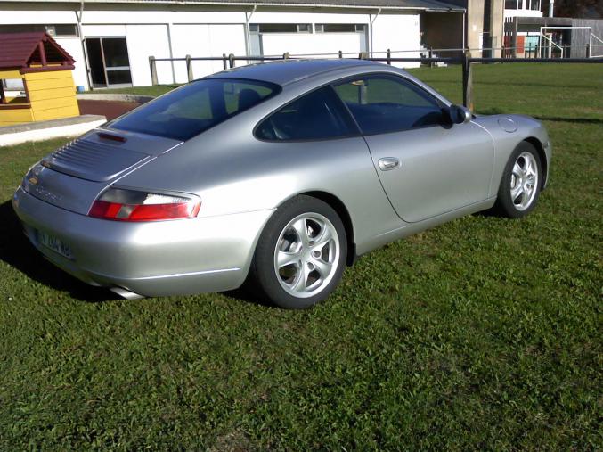 PORSCHE CARRERA 4 controle technique vierge