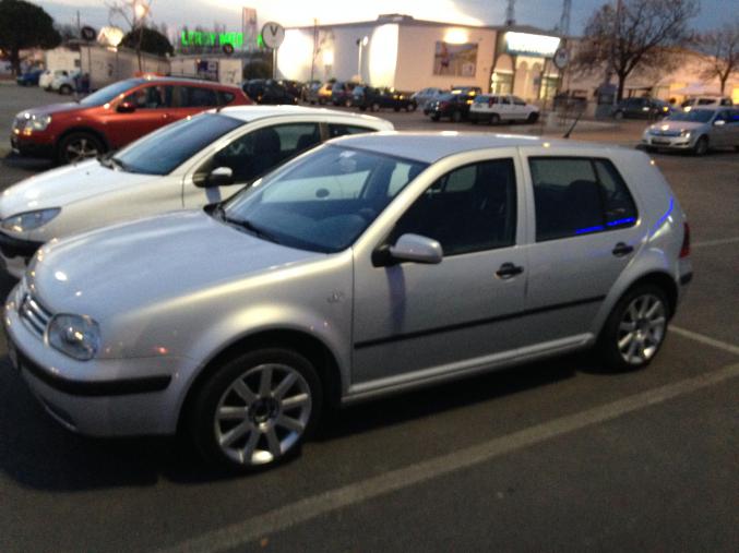 *VOLKSWAGEN Golf 4 1.6L SR 100ch 8S - Parfait Etat*